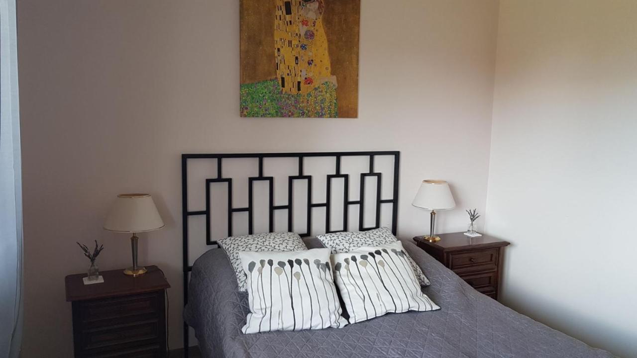 شقة Apartament Lavenderليبا المظهر الخارجي الصورة