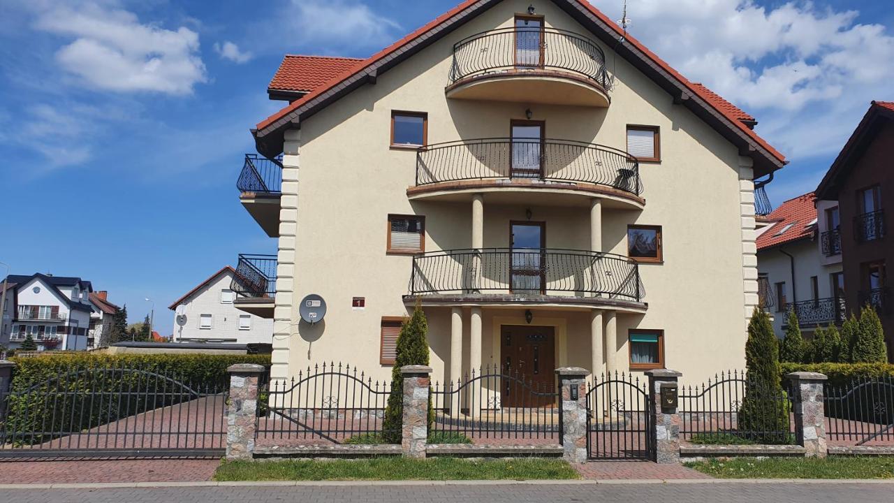 شقة Apartament Lavenderليبا المظهر الخارجي الصورة